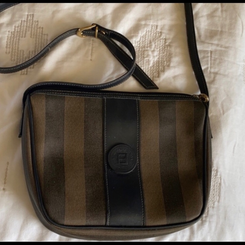 Shoulder strap Bag